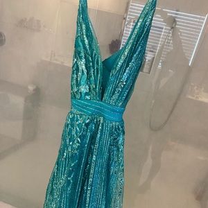 BRAND NEW PROM DRESS